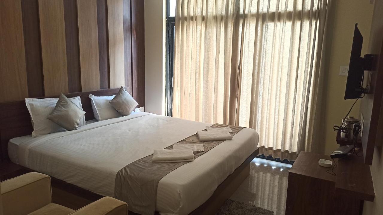 Hotel Ridley International 迪卡 外观 照片